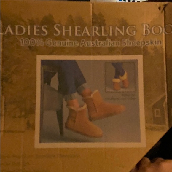 Size 10 boots - Picture 7 of 7